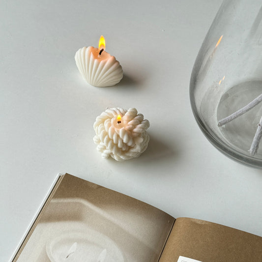 Wool Knot Candle