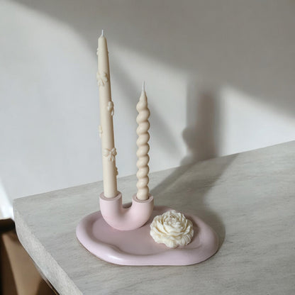 Arch candle holder